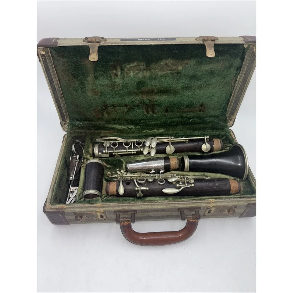 LeBlanc/Noblet Normandy 4 Wood Clarinet, France with Original Case. 96